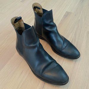 Everlane Chelsea Boot Black Leather Bootie Size 10.5
